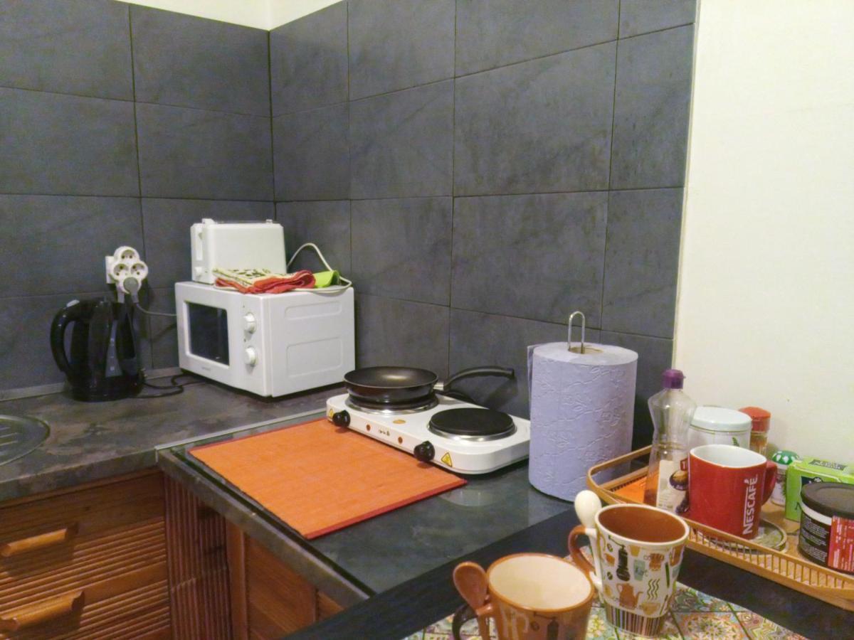 Kingsize Bed 2X2,20 Comfort Super Wifi 70 Mbps Studio! Thessaloníki Luaran gambar
